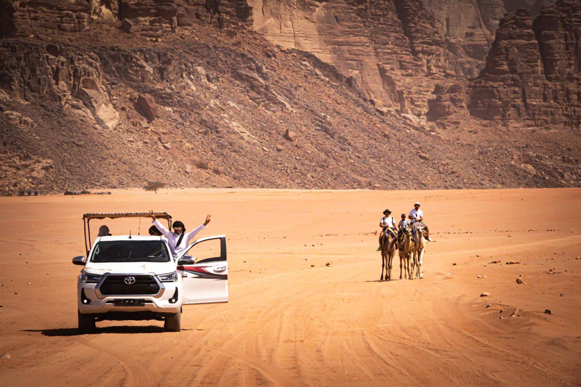 Wadi Rum Mirror Camp Exterior photo